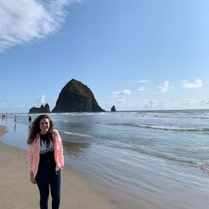 Meet your Posher, Mckayla